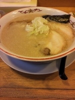 「豚骨醤油」@麺山 駒込本店の写真