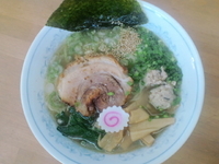 「黄金ラーメン（八正）＋厚切りチャーシュー（サービス）」@MENYA 食い味の道有楽の写真