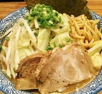 「ラーメンミニ150g680円ヤサイ海苔5枚50円」@ラーメン燈郎の写真