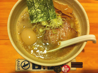 「しお味玉らーめん-atomic salty-」@○心厨房の写真