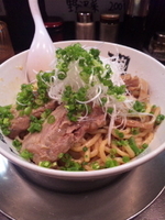 「油そば ８００円」@らーめん潤 蒲田店の写真