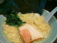 「塩ラーメン＋ノリ（￥５８０＋￥５０）」@横浜家系ラーメン じゃん家の写真