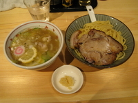 「ガーリック豚塩つけ麺（大盛）：880円（大盛無料）」@五反田 海月の写真