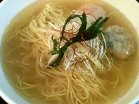 「あら炊き塩らあめん・焼きおにぎり付（950円）」@麺屋 海神の写真