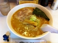 「白みそらーめん」@らーめん むつみ屋 東京八重洲店の写真