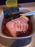 「醤油らーめん＋チャーシュー+味玉」@菜の写真