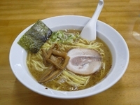 「ラーメン（中）」@ラーメン 錬磨の写真