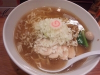 「中華そば(大)￥850＋玉葱増し￥50」@銀座 朧月の写真