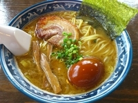 「塩濃厚そば￥720 ＋ 味付けたまご￥100＝￥820」@中華そば 山猫軒の写真