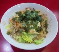 「【限定】　冷やしまぜそば：800円」@ジャンクガレッジ 東大宮店の写真