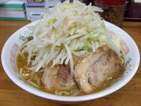 「G小豚ラーメン+野菜ニンニク」@G系ラーメン 豚壱家 国府津店の写真