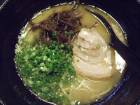 「つき丸ラーメン+替え玉(650円)」@つき丸の写真