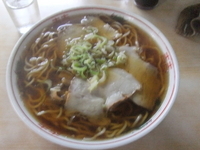 「醤油ラーメン（中盛り）」@まるかいの写真