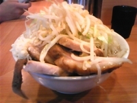 「小豚ラーメン　ニンニク」@ラーメン二郎 八王子野猿街道店2の写真