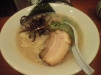 「博多豚骨ラーメン（630円）＋替え玉（70円）」@博多拉麺 一休 本店の写真