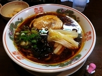 「ピリ辛白菜ラーメン（濃口）太麺」@金久右衛門 本店の写真