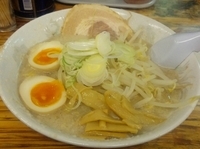 「しょうゆ味玉らーめん（750円）」@こってりらーめん なりたけ 津田沼店の写真