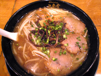 「正油とんこつラーメン(490円)」@博多とんこつラーメン 二金堂 銀座店の写真