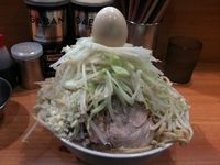 「小ラーメン 700円＋きまぐれたまご100円」@ラーメン二郎 八王子野猿街道店2の写真