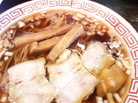 「醤油ラーメン(薬味少なめ)」@蔵元醤油ラーメン 大字の写真