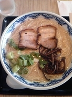 「博多らーめん」@由丸 東日本橋店の写真