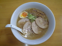 「塩チャーシューめん（大盛）」@よなやの写真