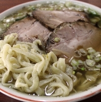 「塩ラーメン￥600＋チャーシュー￥200」@八代の写真