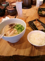 「白丸餃子ランチ850円＋替え玉120円」@博多一風堂 上野広小路店の写真