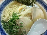 「塩とんこつ　600円」@八作の写真