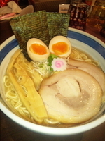 「東京駅らー麺」@東京駅 斑鳩の写真