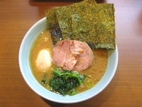 「らーめん小」@横浜家系ラーメン 五十三家の写真