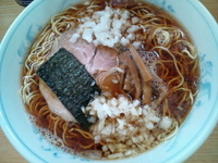 「らあめん大盛 玉ネギ増」@でうらの写真