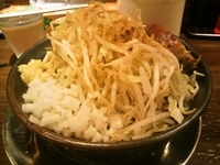 「しょうゆラーメン」@製麺所 豚とこむぎ 2號の写真