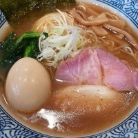 「半熟味玉（醤油）芳醇香味そば」@麺屋 一燈の写真