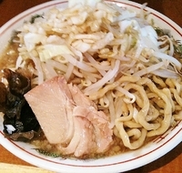 「らーめん700円野菜、玉ねぎ」@らーめん ぽっぽっ屋 水道橋店の写真