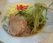 「冷やし中華400円」@博多天神 お茶の水店の写真