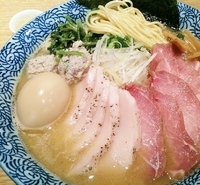 「特製濃厚魚介らーめん900円大盛100円ミックスチャーシュー24」@麺屋 一燈の写真