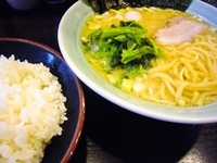 「ラーメン・醤油（580円）＋ライス（100円）」@横浜家系ラーメン じゃん家の写真