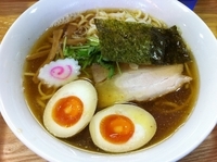 「醤油ラーメン (680円) (+半熟味付玉子)」@ラーメン人生 JET600の写真