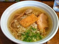 「あっさり魚出汁 塩 650 + チャーシュー丼 250」@はりけんラーメンの写真