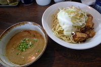 「カレーつけ麺（中盛）＋半ライス 800+100=900円」@伝家 志木店の写真