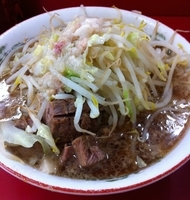 「小ラーメン（700円）ニンニク･ヤサイ･アブラ」@ラーメン二郎 京急川崎店の写真