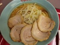 「味噌チャーシューメン￥８６０＋半ライス（無料）」@くるまやラーメン 春日部16号店の写真