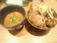 「ミニつけめん(700円)＋ステーキ」@ラーメン燈郎の写真