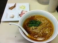 「本枯中華そば 700 + 豚玉本枯れめし 300」@本枯中華そば 魚雷の写真