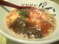 「パイナップル醤油ラーメン」@パイナップルラーメン屋さん パパパパパインの写真