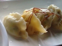 「餃子(小4コ入)250円」@Mondscheinの写真