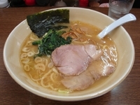 「らーめん（太麺）」@新星家の写真
