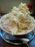 「ラーメン　並　全マシ」@クローバーの写真