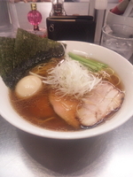 「鶏と魚介の芳醇　特製らーめん　980円」@麺処 ほん田 東京駅一番街店の写真